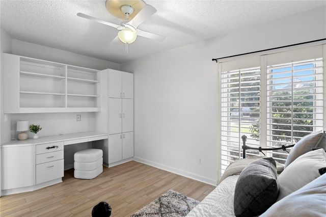 12915 GOLF CREST TERRACE, Tampa, FL 33618