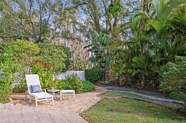 12915 GOLF CREST TERRACE, Tampa, FL 33618