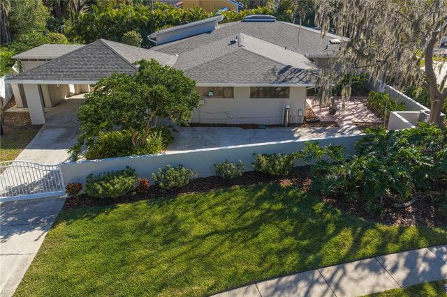 12915 GOLF CREST TERRACE, Tampa, FL 33618