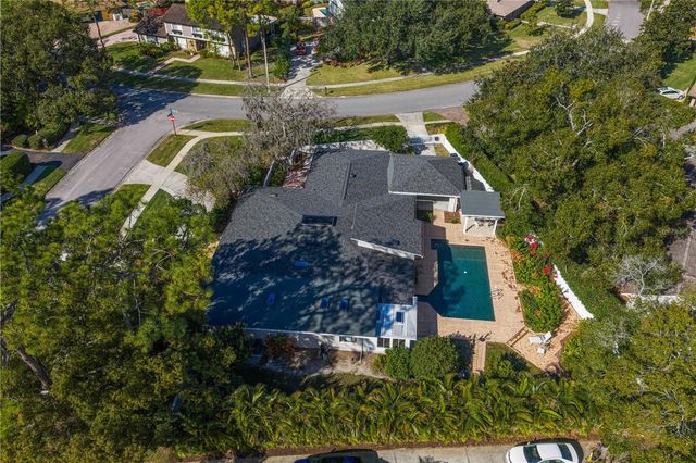 12915 GOLF CREST TERRACE, Tampa, FL 33618