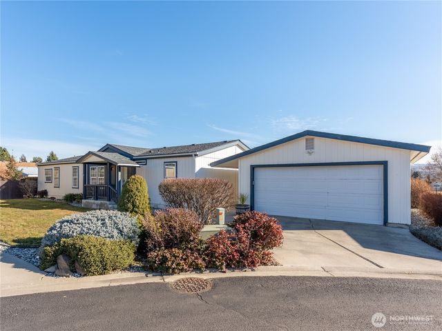 913 Meadow Ridge, Wenatchee, WA 98801
