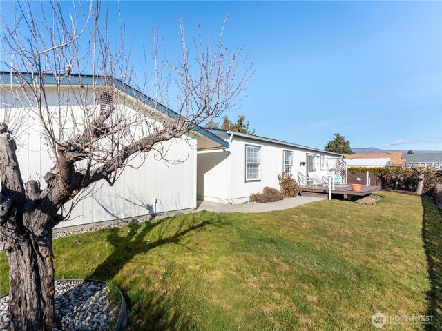 913 Meadow Ridge, Wenatchee, WA 98801