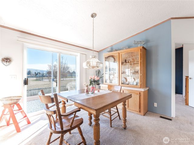 913 Meadow Ridge, Wenatchee, WA 98801