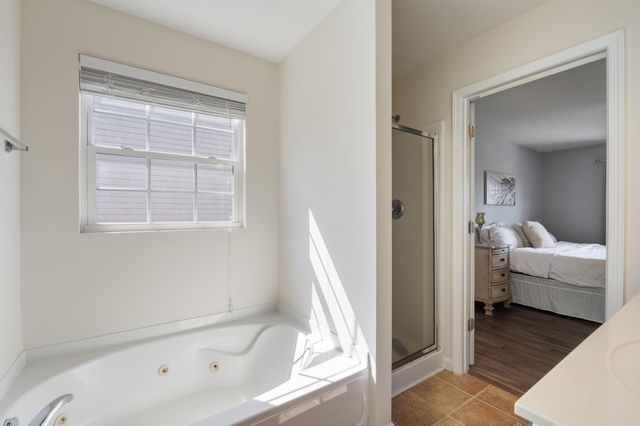 636 Wolfeboro Ln, Nashville, TN 37221