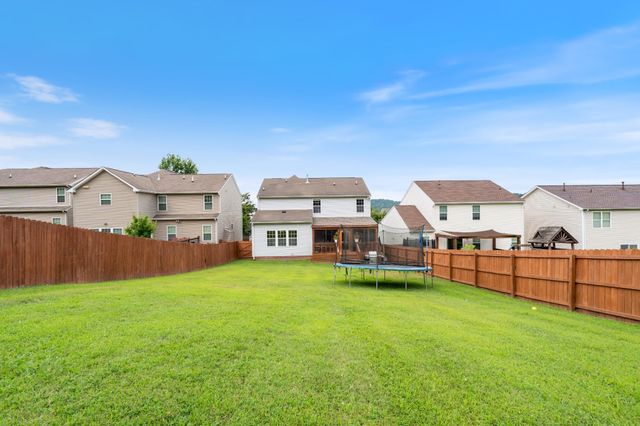 636 Wolfeboro Ln, Nashville, TN 37221