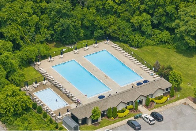 636 Wolfeboro Ln, Nashville, TN 37221