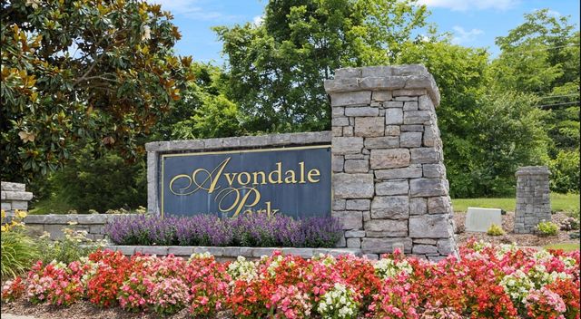 636 Wolfeboro Ln, Nashville, TN 37221