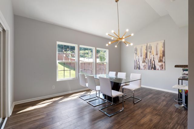 636 Wolfeboro Ln, Nashville, TN 37221