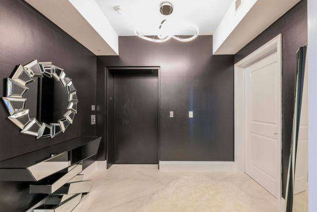 1063 Hillsboro Mile 703, Hillsboro Beach, FL 33062