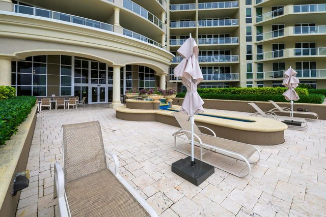 1063 Hillsboro Mile 703, Hillsboro Beach, FL 33062