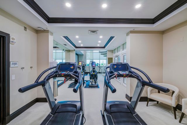 1063 Hillsboro Mile 703, Hillsboro Beach, FL 33062