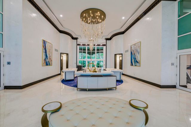 1063 Hillsboro Mile 703, Hillsboro Beach, FL 33062