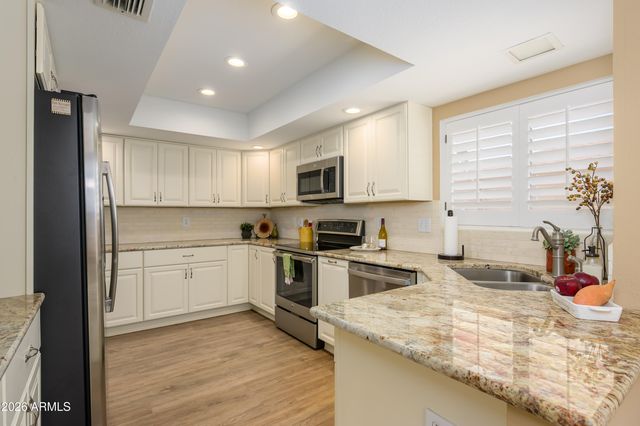 26006 S BEECH CREEK Drive, Sun Lakes, AZ 85248