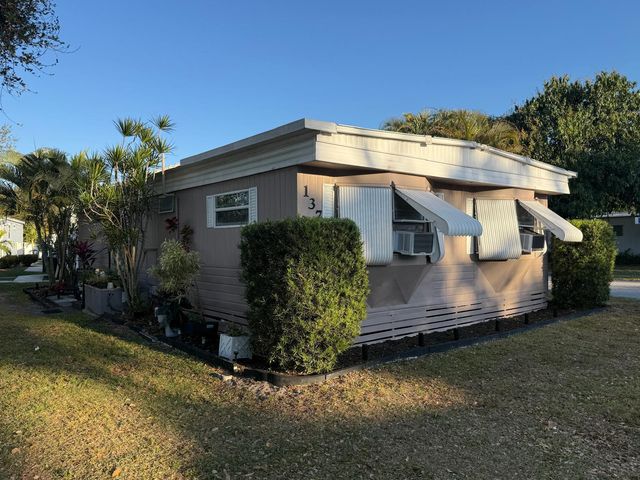 2555 Pga Boulevard 137, Palm Beach Gardens, FL 33410