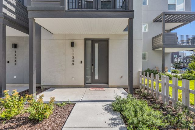 11349 S WILLOW WALK DR, South Jordan, UT 84009