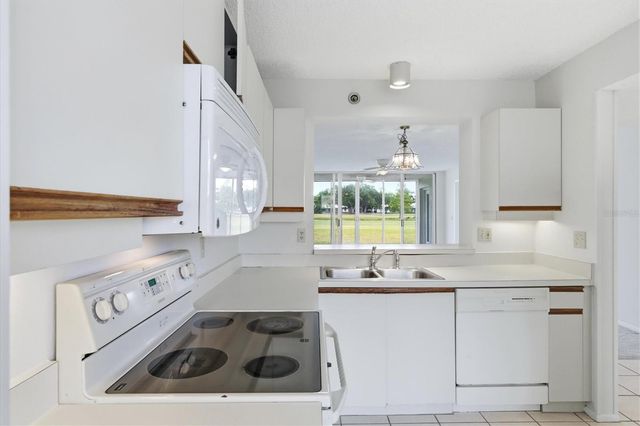4440 FAIRWAYS BOULEVARD 108, Bradenton, FL 34209