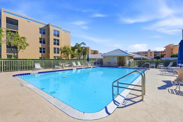 4440 FAIRWAYS BOULEVARD 108, Bradenton, FL 34209