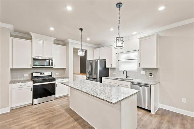 67 Brookstone Park W, Acworth, GA 30101