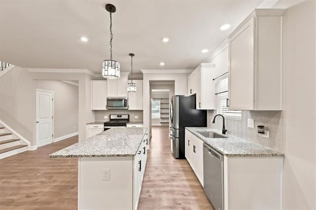 67 Brookstone Park W, Acworth, GA 30101