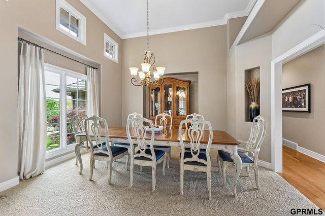 18540 Shadow Ridge Drive, Omaha, NE 68130