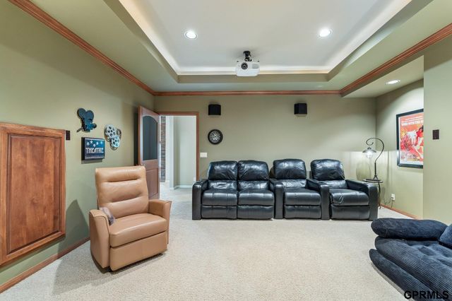 18540 Shadow Ridge Drive, Omaha, NE 68130