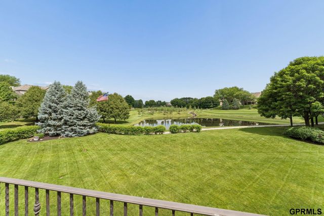 18540 Shadow Ridge Drive, Omaha, NE 68130