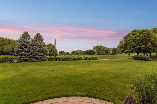 18540 Shadow Ridge Drive, Omaha, NE 68130