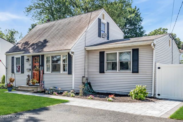 18 Woody Terrace, Hazlet, NJ 07734