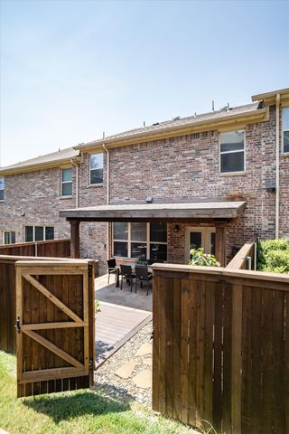 2557 Jackson Drive, Lewisville, TX 75067