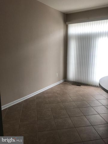 42641 HOMEFRONT TER, Chantilly, VA 20152