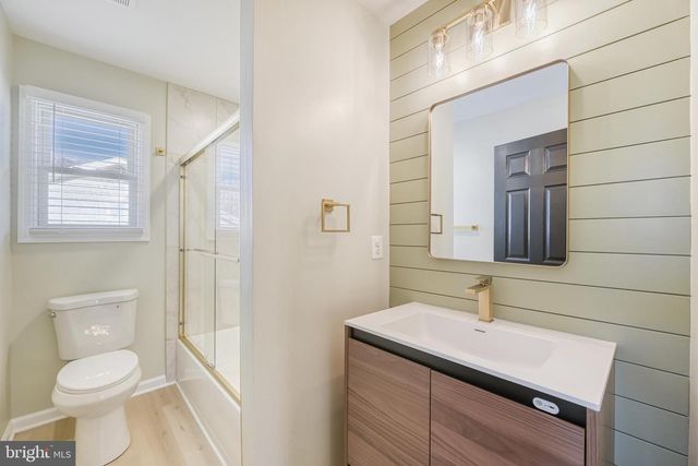 2504 OAK MANOR RD, Sparrows Point, MD 21219