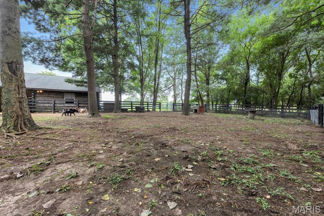 17407 State Highway 109, Dow, IL 62022