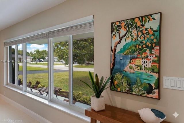 11705 SW 97th Ct, Miami, FL 33176