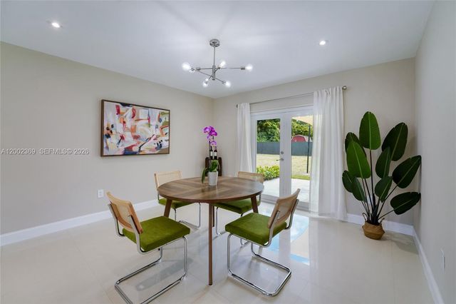 11705 SW 97th Ct, Miami, FL 33176