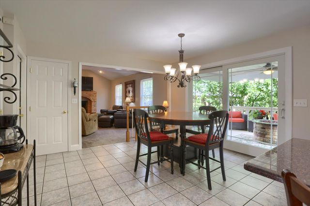 50 BOURBON RED DR, Mechanicsburg, PA 17050