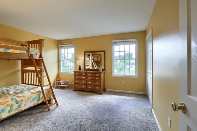 50 BOURBON RED DR, Mechanicsburg, PA 17050