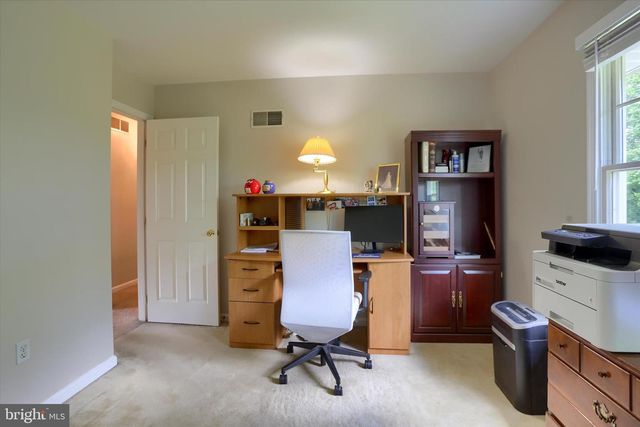50 BOURBON RED DR, Mechanicsburg, PA 17050