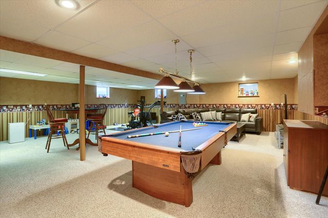 50 BOURBON RED DR, Mechanicsburg, PA 17050