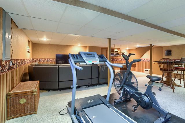 50 BOURBON RED DR, Mechanicsburg, PA 17050