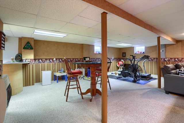 50 BOURBON RED DR, Mechanicsburg, PA 17050