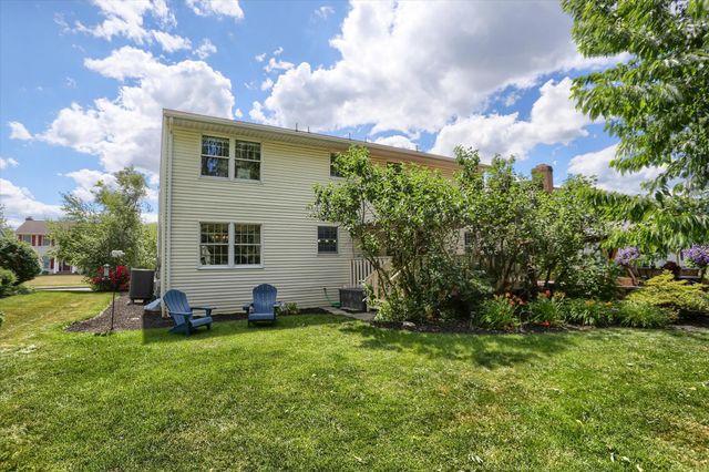 50 BOURBON RED DR, Mechanicsburg, PA 17050