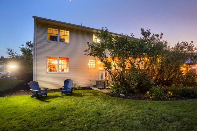 50 BOURBON RED DR, Mechanicsburg, PA 17050