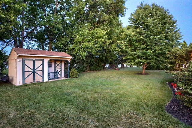 50 BOURBON RED DR, Mechanicsburg, PA 17050