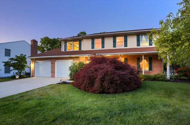 50 BOURBON RED DR, Mechanicsburg, PA 17050