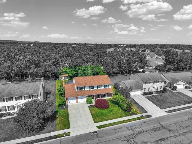 50 BOURBON RED DR, Mechanicsburg, PA 17050