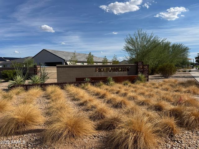 18351 W ARTEMISA Avenue, Wittmann, AZ 85361