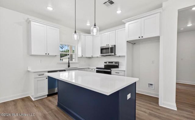 1104 Sycamore Street, Waveland, MS 39576