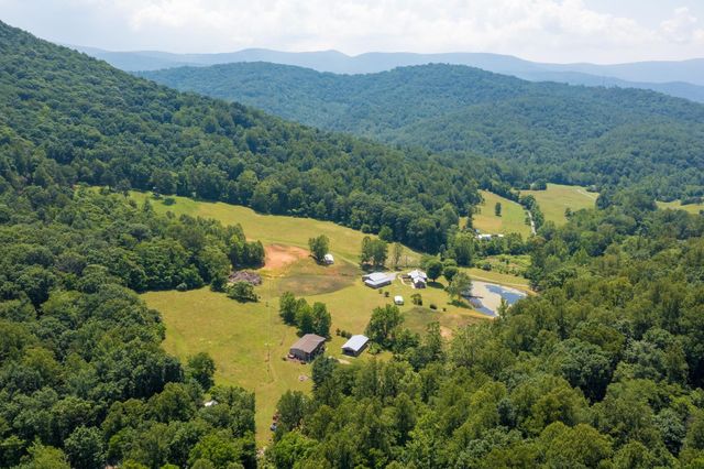 554 HARRIS COVE LN, Elkton, VA 22827