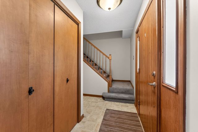 5131 Woodland Avenue, Davenport, IA 52807