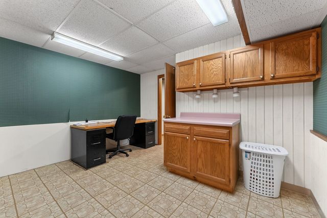 5131 Woodland Avenue, Davenport, IA 52807